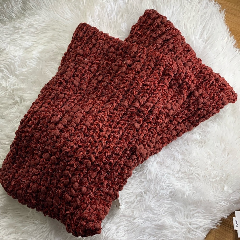 Red Fuzzy Loop Infinity Knit Winter Scarf - Picture 7 of 7